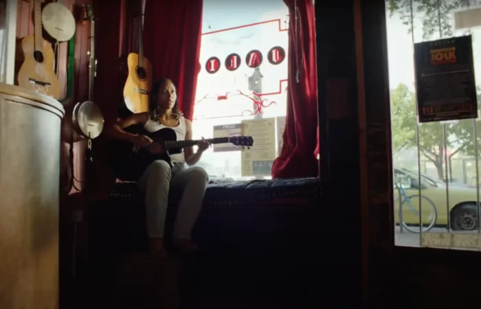 The Heartbreak Store - alt 1